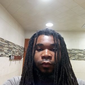 Meet your Posher, Angelo